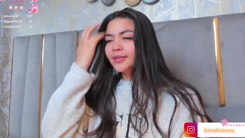 Snapshot of kimdevinne chatting on 5, 2, 2025 KIM online show from 5, 2, 2025