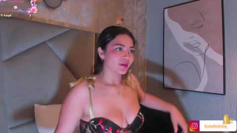 Snapshot of kimdevinne chatting on 12, 3, 2025 KIM online show from 12, 3, 2025