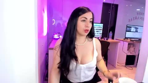 Camila online show from 24, 9, 2025