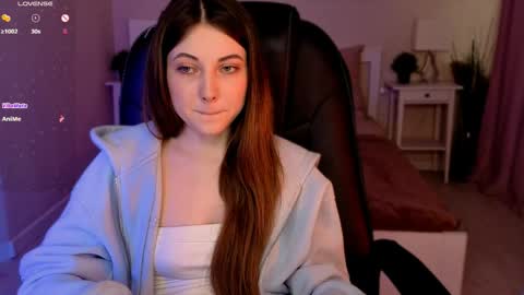 Snapshot of kimmie_shine chatting on 15, 5, 2026 Your Kimmie follow me online show from 15, 5, 2026