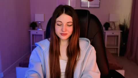 Snapshot of kimmie_shine chatting on 16, 5, 2026 Your Kimmie follow me online show from 16, 5, 2026