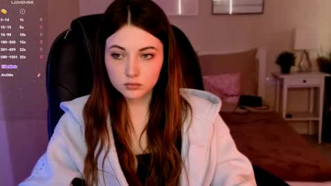 Snapshot of kimmie_shine chatting on 28, 5, 2026 Your Kimmie follow me online show from 28, 5, 2026