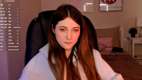 Snapshot of kimmie_shine chatting on 29, 5, 2026 Your Kimmie follow me online show from 29, 5, 2026