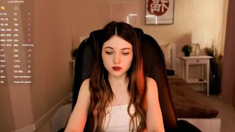 Snapshot of kimmie_shine chatting on 6, 6, 2026 Your Kimmie follow me online show from 6, 6, 2026