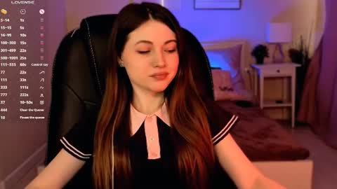 Snapshot of kimmie_shine chatting on 11, 6, 2026 Your Kimmie follow me online show from 11, 6, 2026