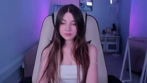 Snapshot of kimmie_shine chatting on 29, 7, 2026 Your Kimmie follow me online show from 29, 7, 2026