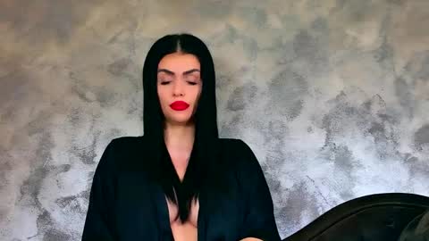 Kim Wilmes online show from 24, 4, 2026