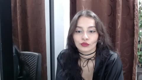 Kim and Zuka online show from 25, 5, 2026