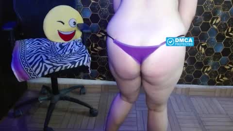 Snapshot of kinderrjoy chatting on 15, 10, 2025 kinderrjoy online show from 15, 10, 2025