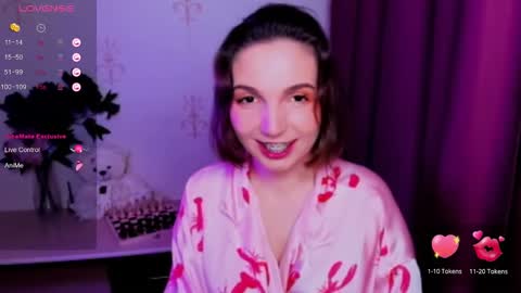 Hazel online show from 25, 11, 2025