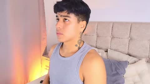 king  help me reach 100 likes online show from 3, 8, 2026