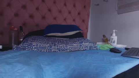 Bella online show from 20, 9, 2025