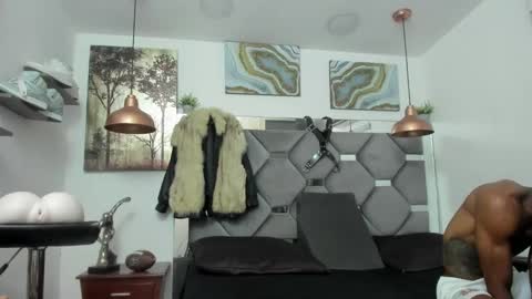 HOT MEN BLACK online show from 29, 12, 2024