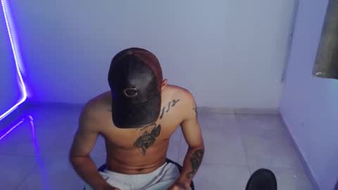 Snapshot of king_warlord chatting on 5, 12, 2025 king_warlord online show from 5, 12, 2025