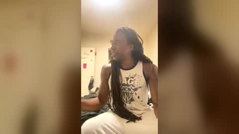 Snapshot of kingecstasyxxx chatting on 9, 7, 2026 KingEcstasyXXX online show from 9, 7, 2026