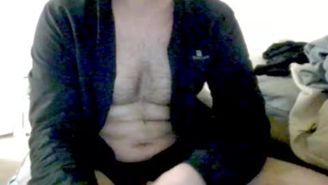 kingindisguise69 online show from 5, 3, 2025