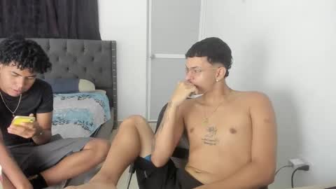 Snapshot of kings_latins chatting on 20, 10, 2025 DOMINANT ALPHA KINGS online show from 20, 10, 2025