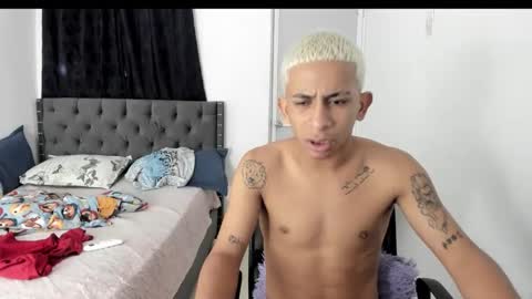 Snapshot of kings_latins chatting on 17, 11, 2025 DOMINANT ALPHA KINGS online show from 17, 11, 2025