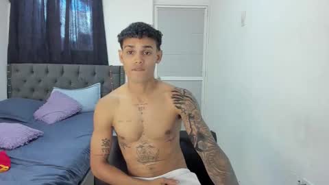 Snapshot of kings_latins chatting on 19, 12, 2025 DOMINANT ALPHA KINGS online show from 19, 12, 2025