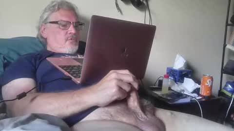 kingtongue10 online show from 29, 4, 2026