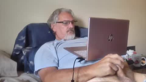 kingtongue10 online show from 28, 7, 2026