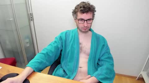 kinksubbydubby online show from 3, 11, 2025