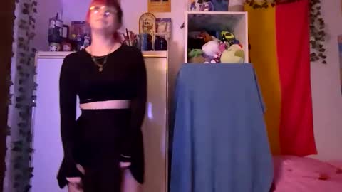 kinky_liv online show from 3, 4, 2026