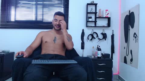 Allison  Diego online show from 30, 12, 2024