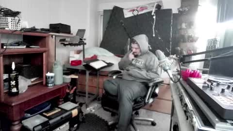 Snapshot of kinkybiguy14 chatting on 18, 9, 2025 Kinky Cassie online show from 18, 9, 2025