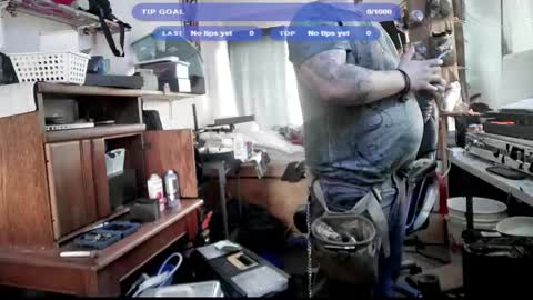 Snapshot of kinkybiguy14 chatting on 21, 11, 2025 Kinky Cassie online show from 21, 11, 2025