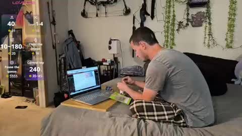 kinkybratab online show from 4, 8, 2026