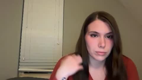 Snapshot of kinkycreative chatting on 17, 11, 2025 kinkycreative online show from 17, 11, 2025