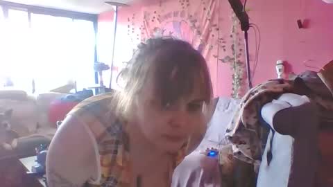 kinkyivy99 online show from 29, 3, 2026