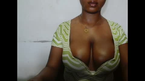 kinkyjuicexx online show from 29, 3, 2026