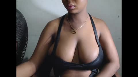kinkyjuicexx online show from 16, 4, 2026