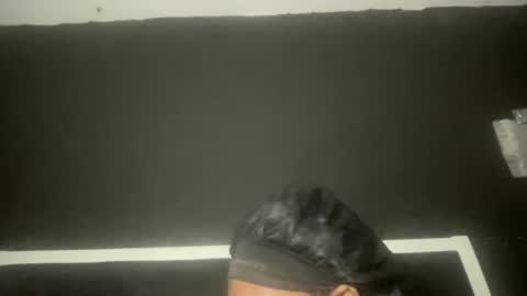 Bunniii online show from 3, 2, 2025