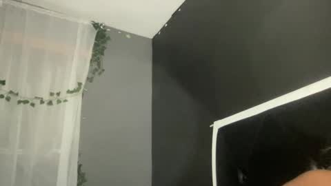 Bunniii online show from 9, 2, 2025