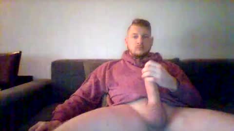 kinkylionboy online show from 24, 2, 2025
