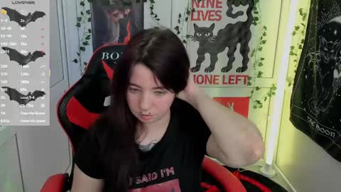 Snapshot of kinkysuka_ chatting on 22, 5, 2026 meow online show from 22, 5, 2026