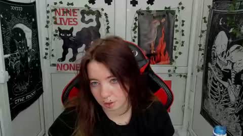 Snapshot of kinkysuka_ chatting on 12, 7, 2026 meow online show from 12, 7, 2026