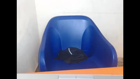 Snapshot of kinkyxxjuice chatting on 19, 9, 2025 kinkyxxjuice online show from 19, 9, 2025