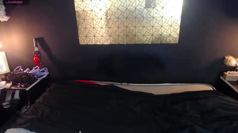 kinkyy_mom online show from 5, 12, 2025