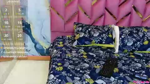 kinkyymommyyy online show from 23, 7, 2026