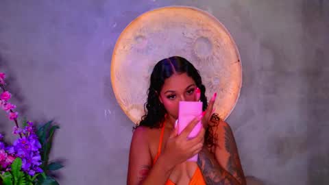  CALL ME KINSLEY  online show from 24, 3, 2026