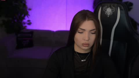 Sweet girls online show from 11, 11, 2025