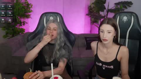 Sweet girls online show from 22, 4, 2026