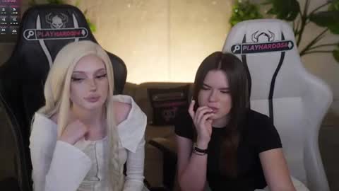 Sweet girls online show from 28, 7, 2026