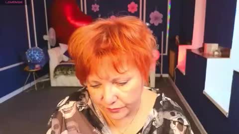 Kira Kennet online show from 23, 4, 2026