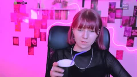 kira_melt online show from 22, 4, 2026