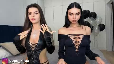 Snapshot of kira_mmr chatting on 10, 11, 2025 Kira and friends online show from 10, 11, 2025